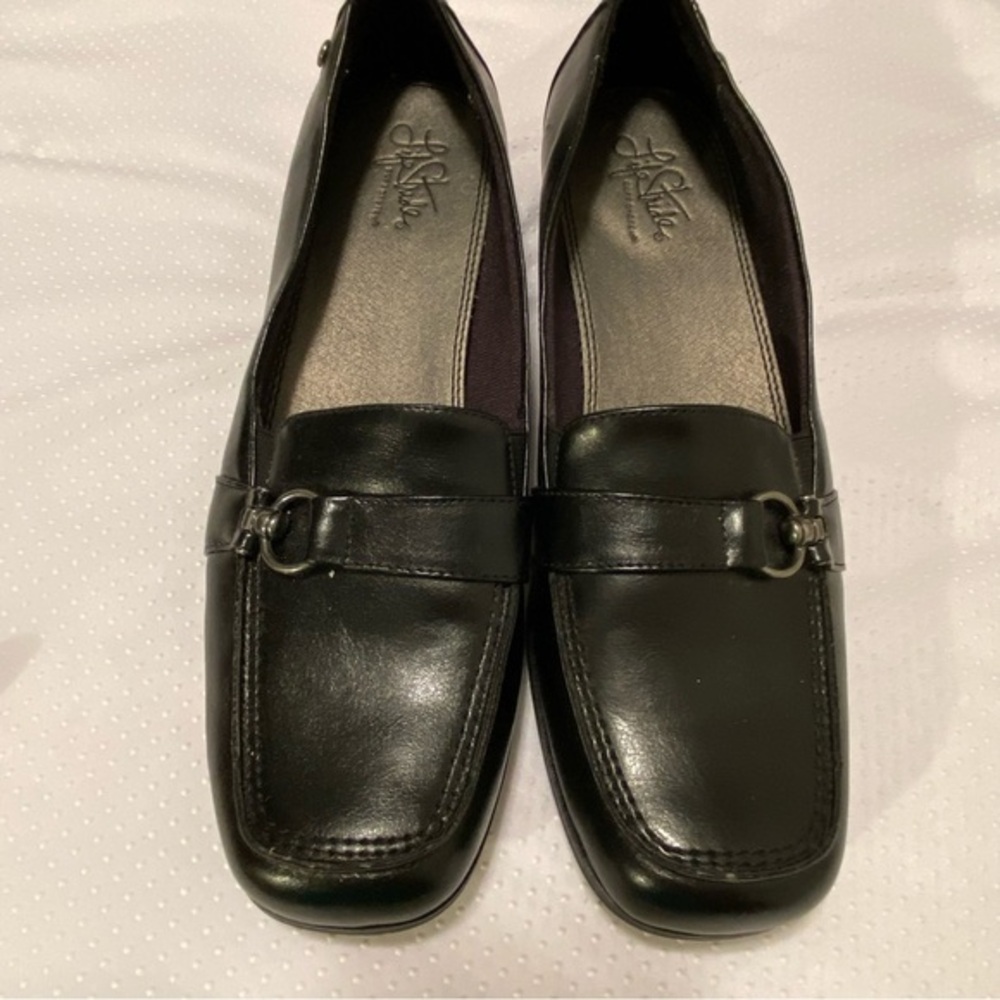 Stylish Black Loafers for Women